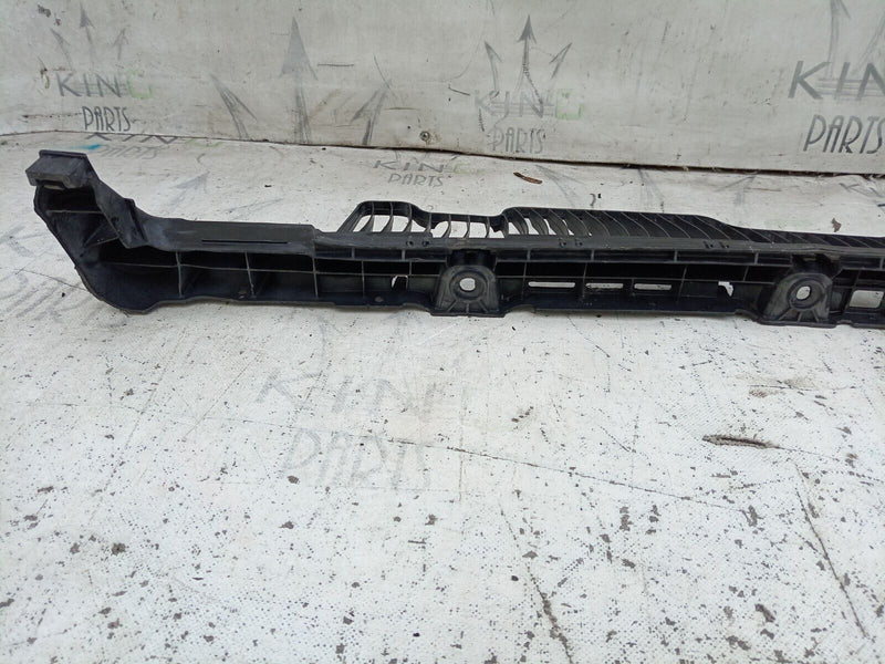 VW GOLF MK7 2013-2017 REAR BUMPER CENTRE BRACKET GENUINE 5Q6807863