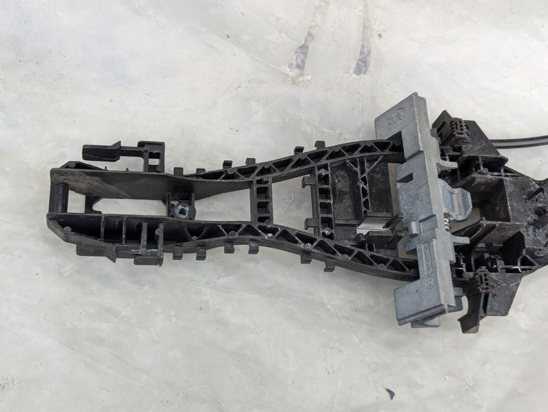 RANGE ROVER EVOQUE L538 REAR LEFT N/S EXTERIOR DOOR HANDLE MOUNT BJ32-24995-CE