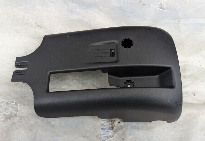 RANGE ROVER EVOQUE L538 11-15 LOWER STEERING COLUMN TRIM W/ KEYLESS ENTRY MODULE