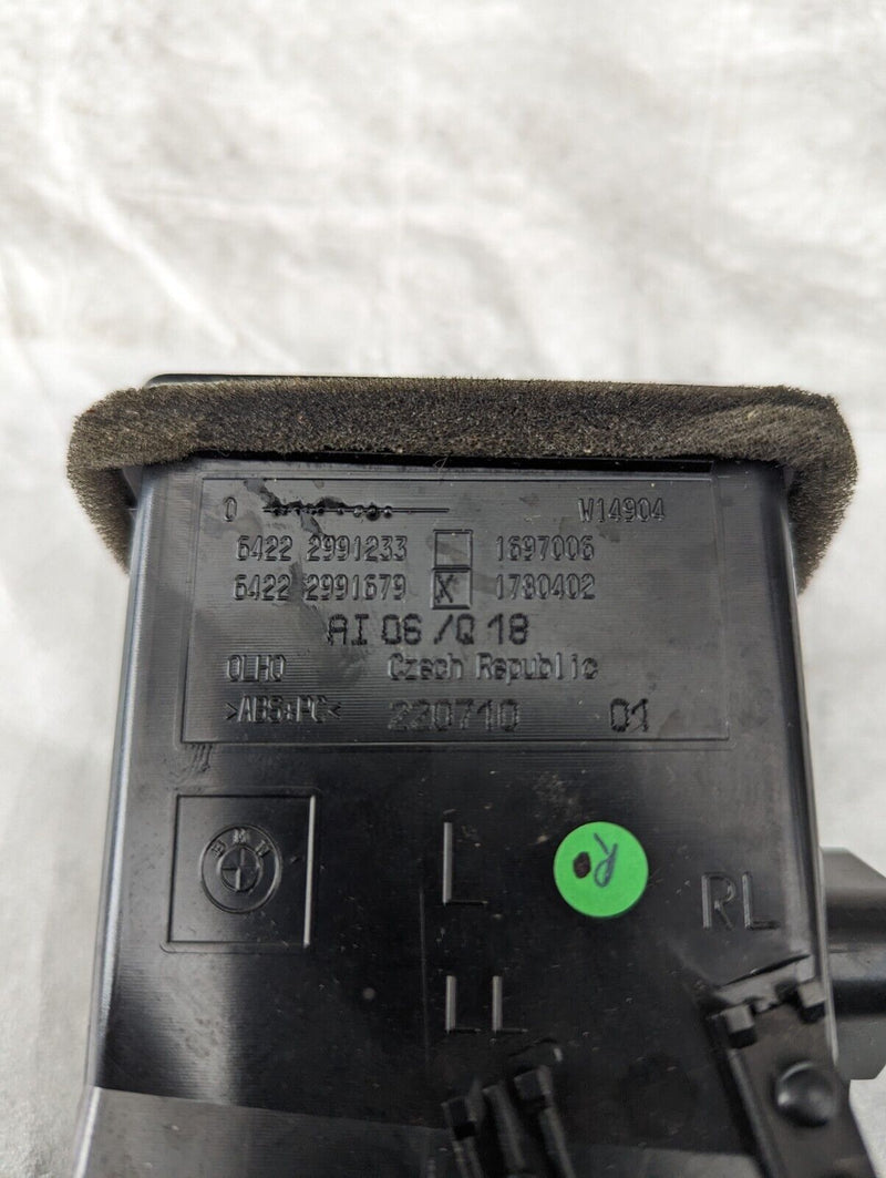 BMW X1 E84 2009-2015 DASHBOARD PASSENGER  SIDE AIR VENT 2991679