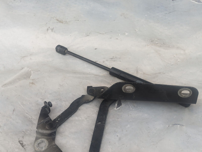 RANGE ROVER EVOQUE L538 FRONT RIGHT O/S BONNET HINGE W/ GAS STRUT 6H52-16800-AC