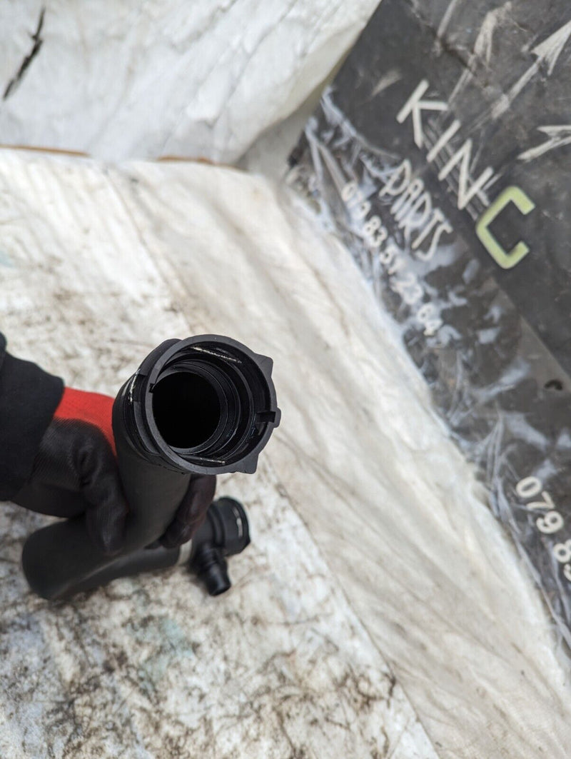 BMW X1 E84 09-15 N47 RADIATOR UPPER COOLANT HOSE PIPE GENUINE 7797257