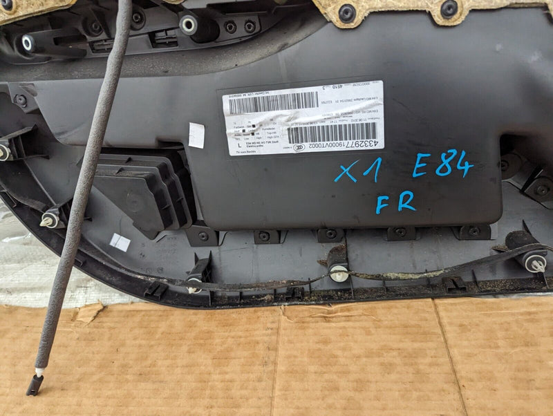 BMW X1 E84 09-15 FRONT RIGHT O/S DOOR CARD GENUINE 2991535