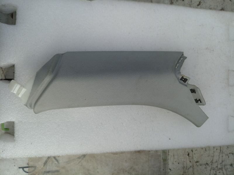 AUDI E-TRON 2018-ON RIGHT O/S  C PILLAR COLUMN TRIM COVER 4KE867288 GENUINE