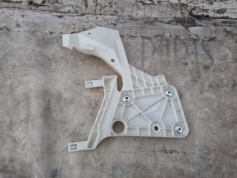 MERCEDES S-CLASS W221 06-13 FRONT RIGHT O/S DOOR LOCK BRACKET A2217230408