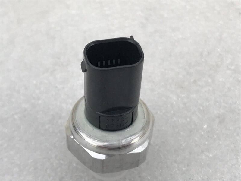 MERCEDES SLK SLK280 SLK300 *NEW AIR CONDITIONING PRESSURE SENSOR AC A2110000283