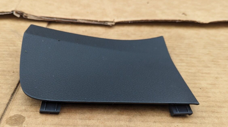 VW GOLF MK7 2012-2020 RIGHT O/S BOOT INNER TAILLIGHT TRIM COVER 5G9867656
