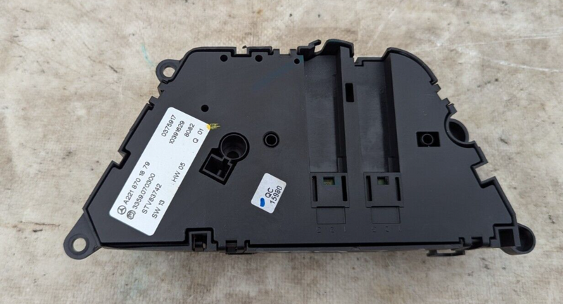 MERCEDES S-CLASS W221 06-13 FRONT PASSENGER SEAT CONTROL SWITCH UNIT A2218701879