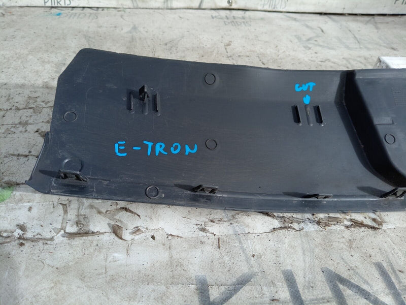 AUDI E-TRON 2018-ON UPPER RADIATOR SUPPORT ACCESS PANEL COVER 4KE807081 GENUINE