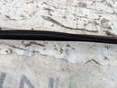 SKODA KAROQ NU7 17-21 FRONT LEFT N/S DOOR WINDOW SLIDING GUIDE 5J0837477 GENUINE