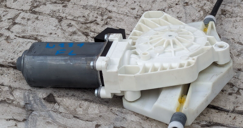 MERCEDES S-CLASS W221 06-13 FRONT LEFT N/S WINDOW MOTOR REGULATOR A2218202742