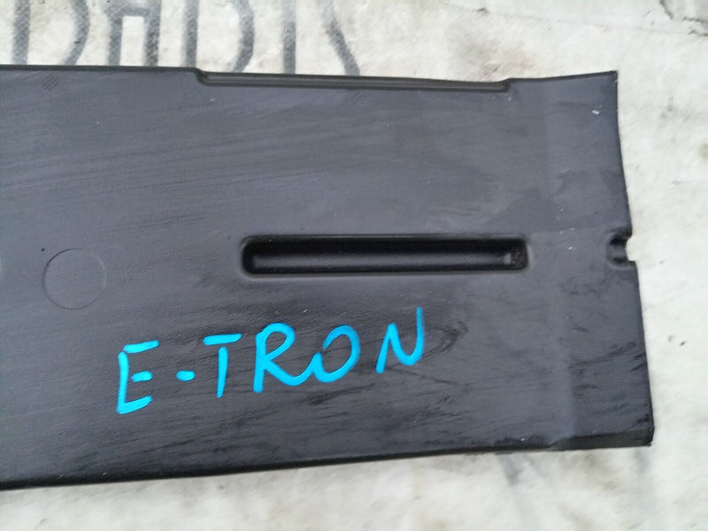 AUDI E-TRON 2018-ON AIR GUIDE CHANNEL VENT TUNNEL 4KE819801 GENUINE