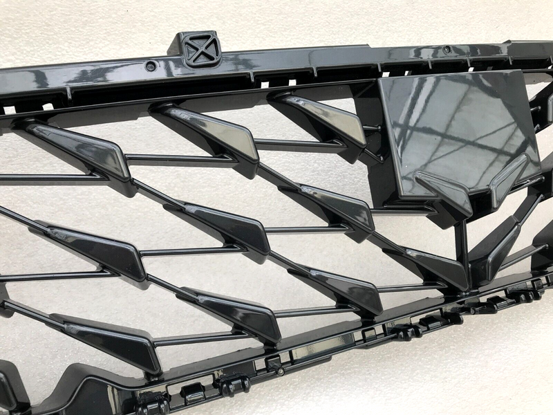 SEAT CUPRA BORN 2021-23 FRONT BUMPER RADIATOR LOWER GRILL GRILLE PDC 10E853677C