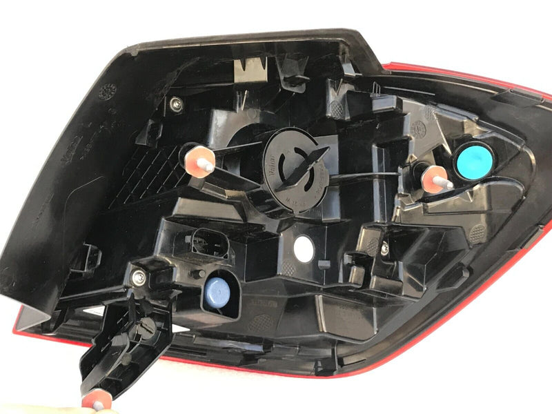 MERCEDES A W177 SE 2018-22 LEFT SIDE 2x **NEW REAR LAMP FENDER &TRUNK TAIL LIGHT