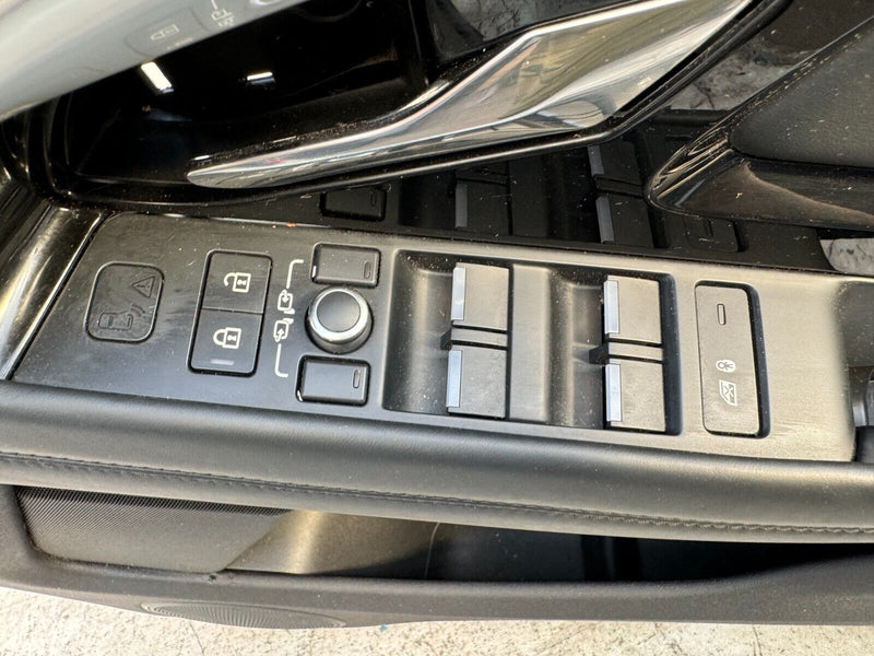 RANGE ROVER EVOQUE L551 2018-ON FRONT DRIVER O/S DOOR CARD PANEL K8D2-22642