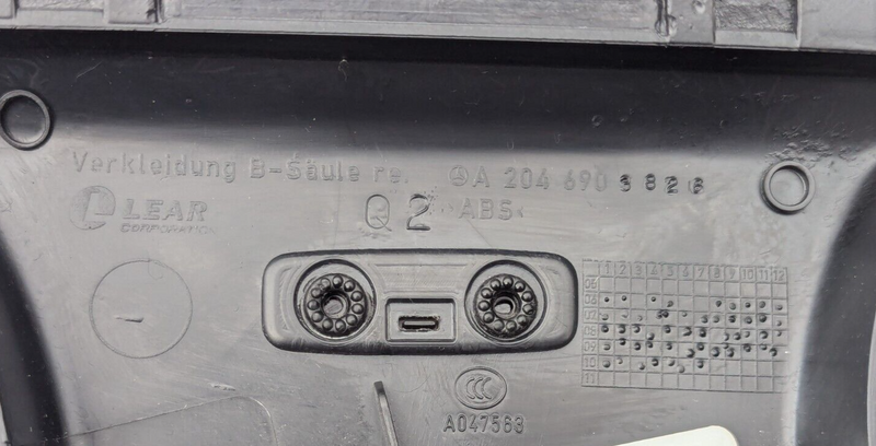 MERCEDES-BENZ C-CLASS W204 07-11 INTERIOR RIGHT O/S B-PILLAR TRIM A2048601030
