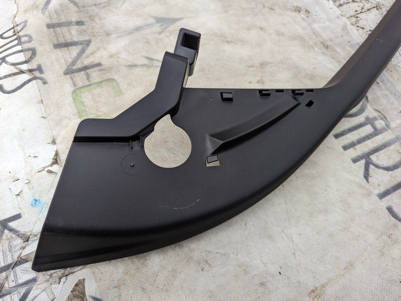 AUDI E-TRON 2018-ON LEFT N/S DOOR WINDOW FRAME TRIM 4KE867609 GENUINE
