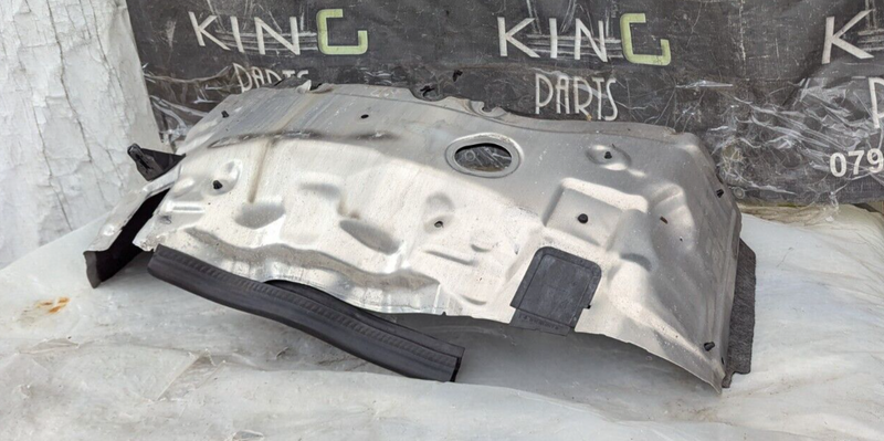 MERCEDES C-CLASS W204 07-11 ENGINE PARTITION HEAT SHIELD COVER A2046280255