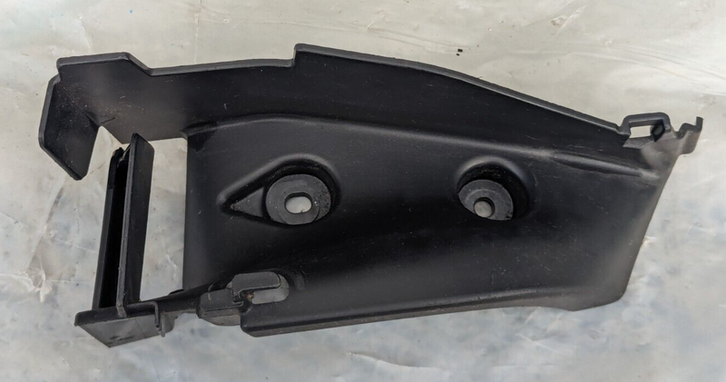 RANGE ROVER EVOQUE L538 11-15 REAR LEFT N/S SEAT BELT GUIDE/COVER BJ32-613K37