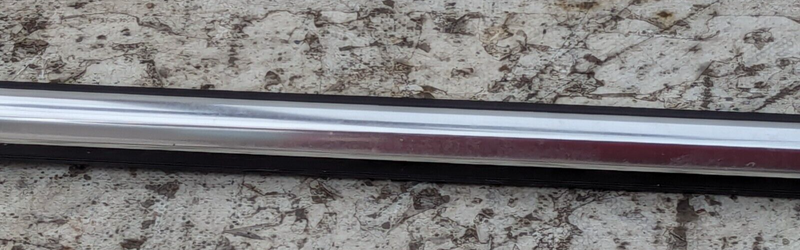 SKODA KAROQ NU7 17-21 FRONT LEFT N/S DOOR WINDOW TOP MOLDING STRIP TRIM GENUINE