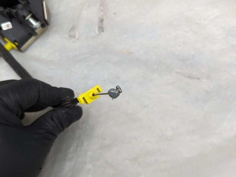 RANGE ROVER EVOQUE L538 FRONT LEFT N/S EXTERIOR DOOR HANDLE MOUNT BJ32-203A29-DC