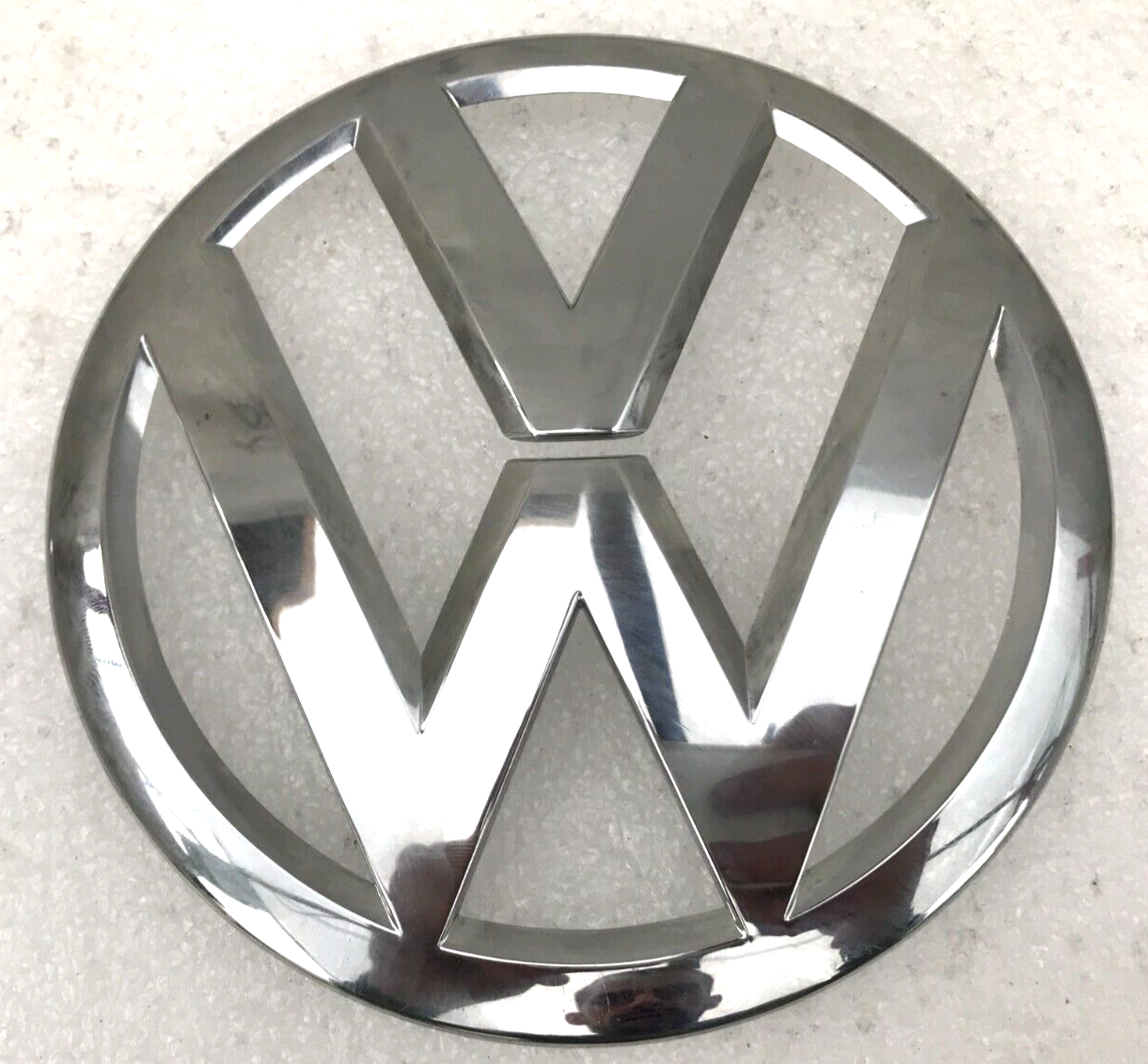 VW UP E-UP FRONT BUMPER GRILL RADIATOR CHROME EMBLEM BADGE LOGO 12E853