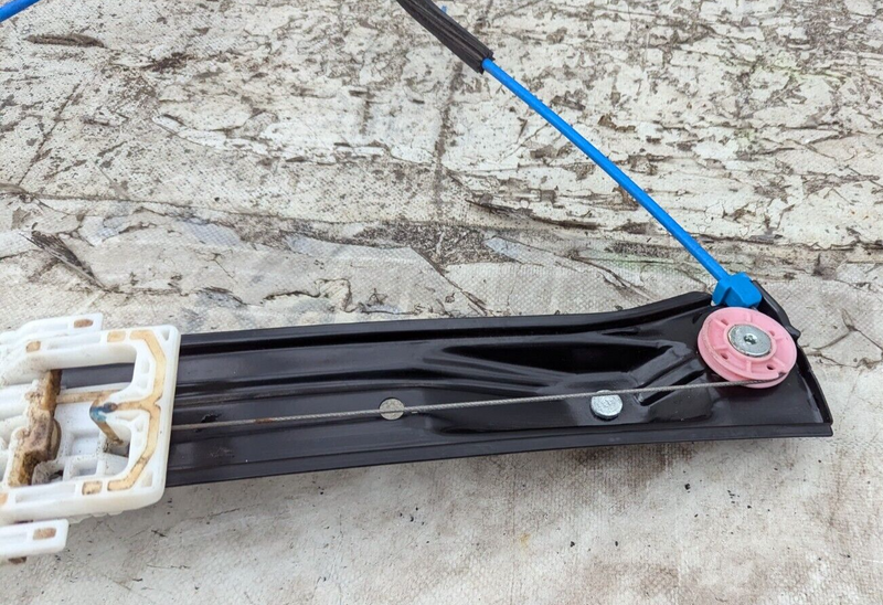 BMW 3 SERIES F30 2011-2019 FRONT LEFT N/S WINDOW REGULATOR & MOTOR 7259823