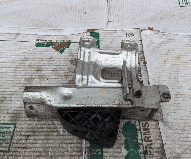 BMW 3 SERIES F30 11-19 FRONT RIGHT O/S BUMPER DEFORMATION ELEMENT 7266194 GENUIN