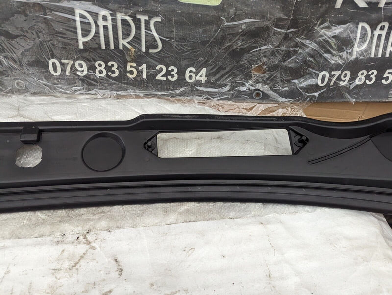 BMW X1 E84 09-15 WINDSCREEN SCUTTLE TRIM PANEL GENUINE 2990143