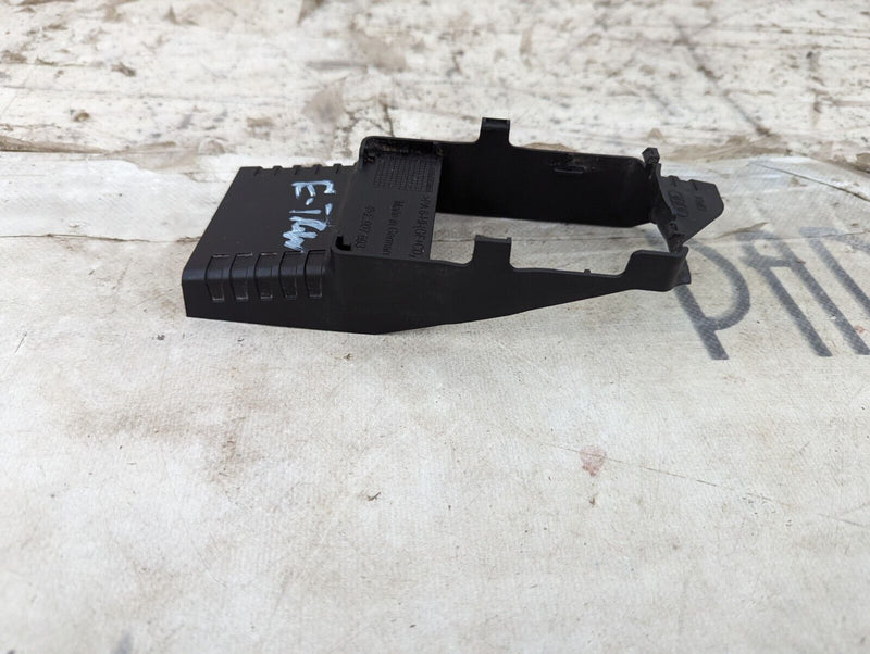 AUDI E-TRON 2018-ON REAR LEFT N/S BLIND SPOT RADAR SENSOR BRACKET 4KE907693