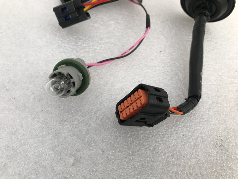HYUNDAI KONA OS LCI 2020-22 REAR NUMBER PLATE WIRING LOOM & SWITCH /CAM plug
