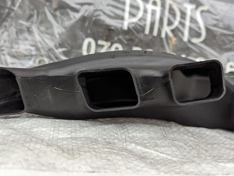 BMW X1 E84 09-15 FRONT LEFT SIDE FLOOR HEATER AIR DUCT GENUINE 7069530