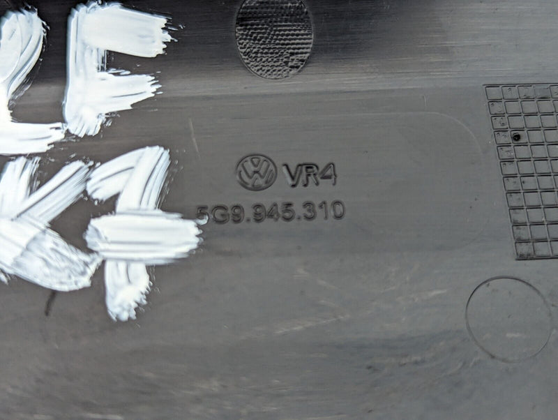VW GOLF MK7 2012-2020 BOOT RIGHT O/S INSIDE BOOT LIGHT COVER 5G9945310 GENUINE