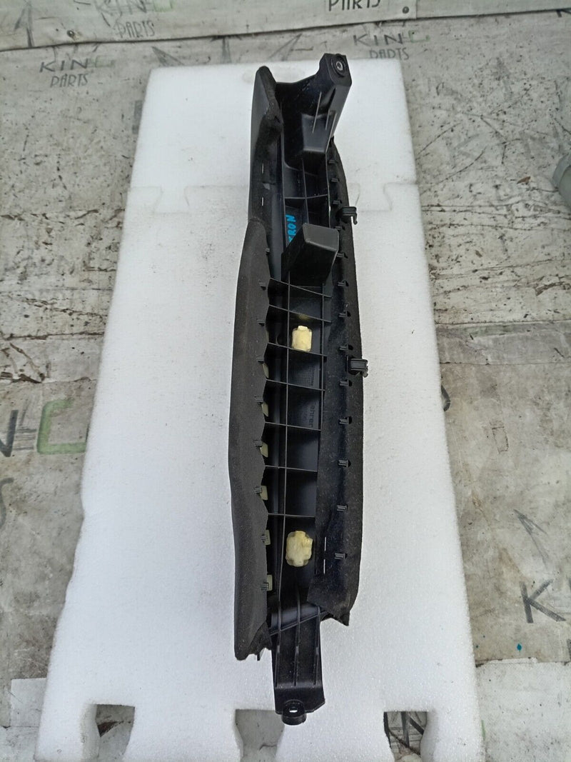 AUDI E-TRON 2018-ON LEFT PASSENGER SIDE N/S INTERIOR ARM REST 4KE85703A38M