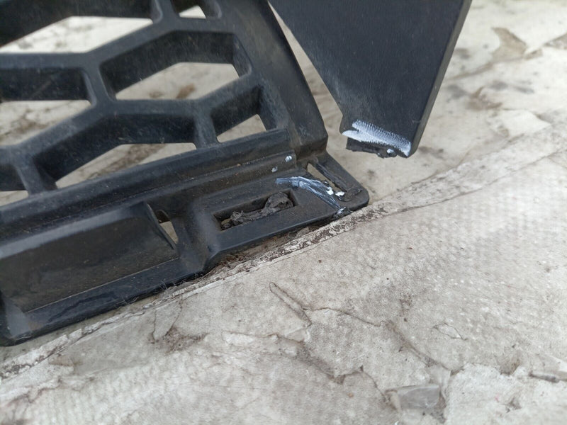 RANGE ROVER EVOQUE L538 2011-2018 FRONT BUMPER LOWER GRILLE BJ32-17K945-A