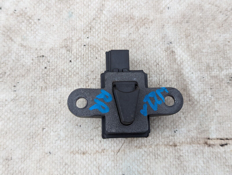 MERCEDES S-CLASS W221 06-13 REAR RIGHT O/S DOOR CRASH IMPACT SENSOR A0038212751
