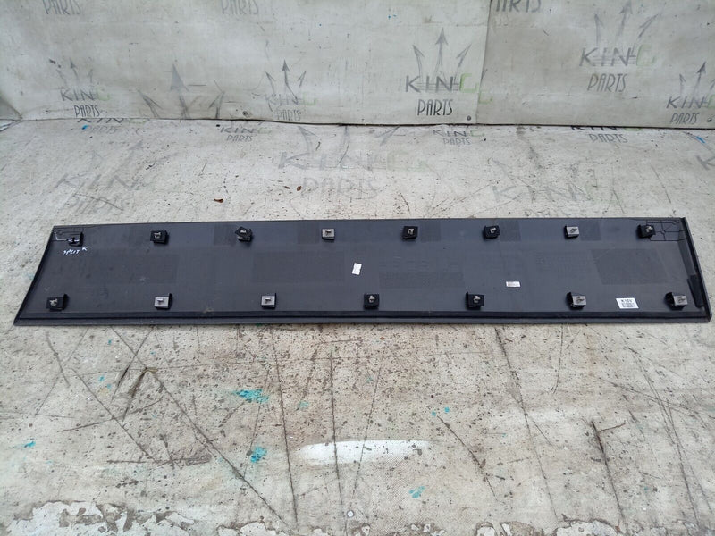 KIA NIRO MK2 SG2 2021 RIGHT SIDE FRONT DOOR TRIM MOULDING PANEL 87723-AT100 M329