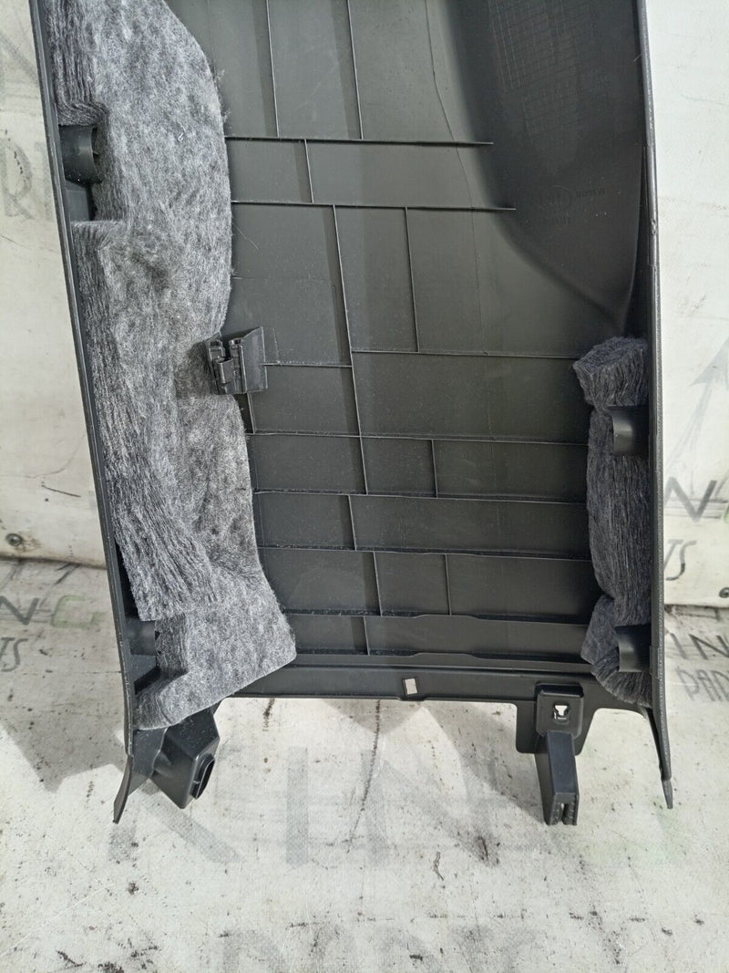 AUDI E-TRON 2018-ON RIGHT O/S LOWER B PILLAR COLUMN TRIM 4KE867240 GENUINE