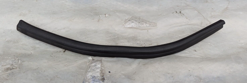 MERCEDES C-CLASS W204 07-11 BONNET HOOD LEFT & RIGHT RUBBER SEAL A2046280198