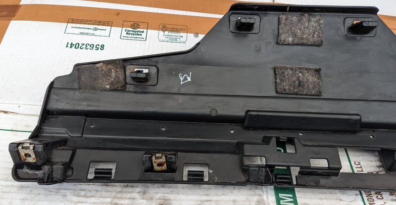 BMW 3 SERIES F30 2011-2019 REAR CENTER BUMPER MOUNT BRACKET 7256921 GENUINE