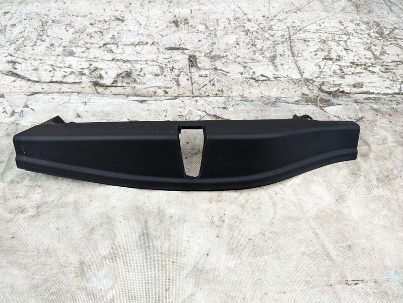 MERCEDES S-CLASS W221 06-13 FRONT LEFT N/S DOOR LOCK SURROUND TRIM A2217280156