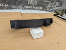 MERCEDES S-CLASS W221 S320 06-13 ACCELERATOR THROTTTLE PEDAL A2113010001 GENUINE