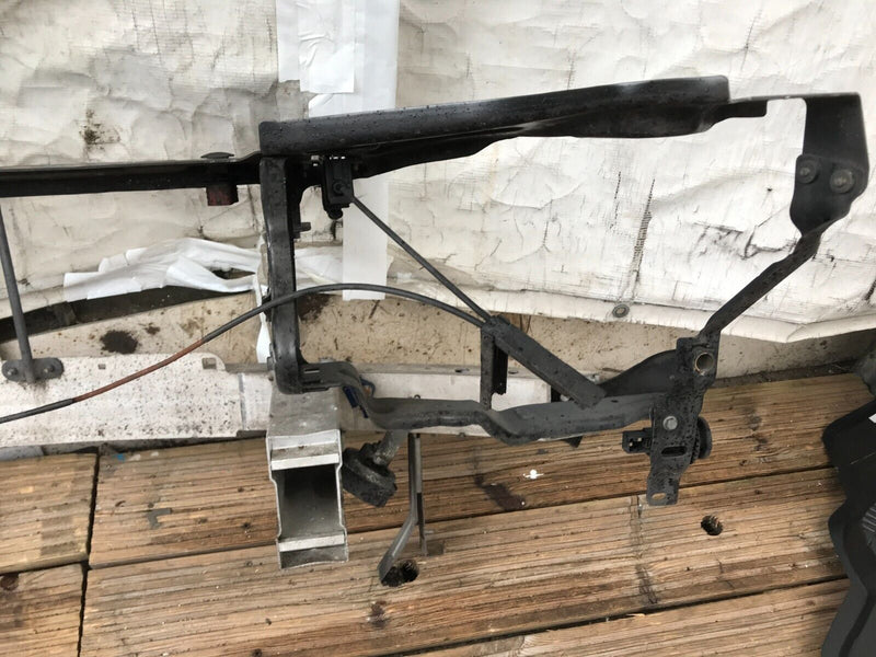 MERCEDES W204 DIESEL 08-14 BONNET UPPER SLAM PANEL FRONT SUPPORT CRASH BAR LOCK