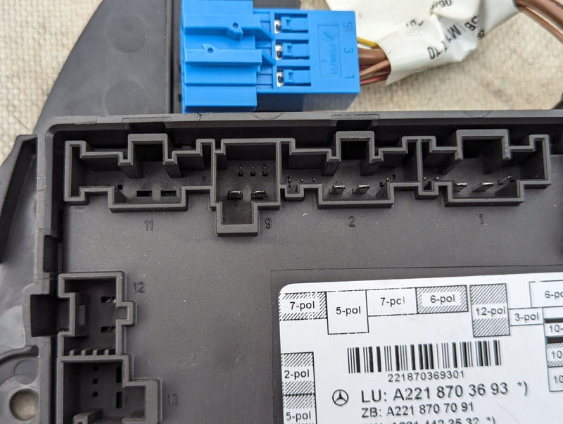 MERCEDES S-CLASS W221 2006-2013 FRONT RIGHT O/S DOOR CONTROL UNIT A2218703693