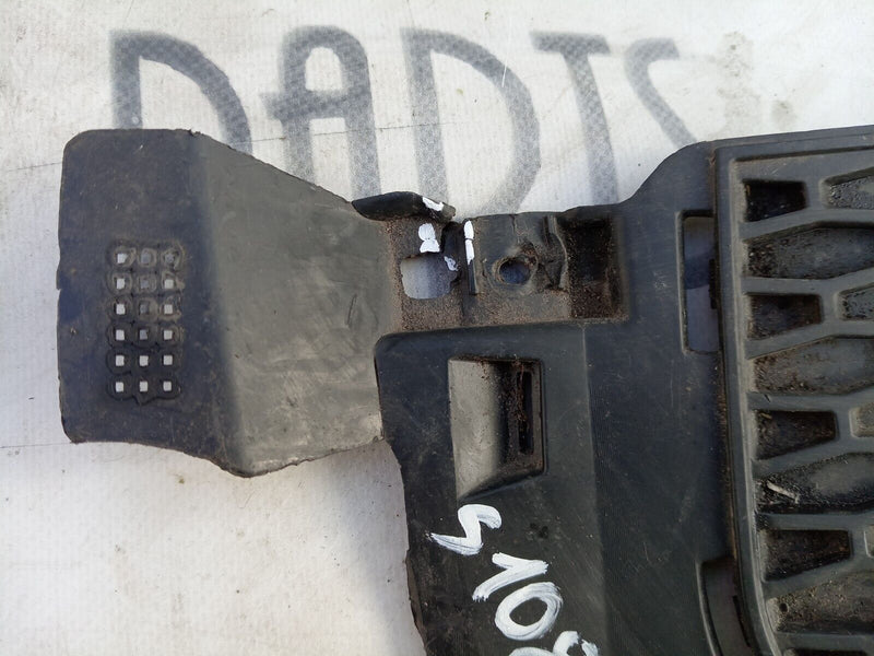 RANGE ROVER EVOQUE L538 15-19 FRONT LEFT LOWER GRILLE GJ3215A299A