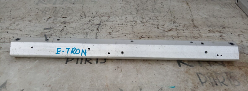 AUDI E-TRON 2018-ON FRONT BODYWORK CROSS PANEL 4KE805341A GENUINE