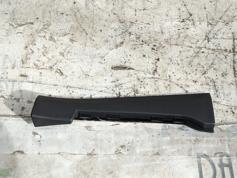 AUDI E-TRON 2018-ON FRONT RIGHT O/S A PILLAR PANEL TRIM COVER 4KE868204 GENUINE