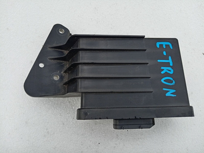 AUDI E-TRON 2018- ON AC CLIMATE CONTROL UNIT W/ BRACKET 4KE965557B GENUINE