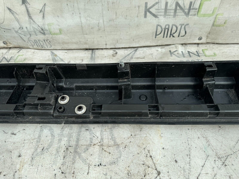 MAZDA 3 SERIES GENUINE RIGHT DRIVER SIDE SKIRT SILL COVER