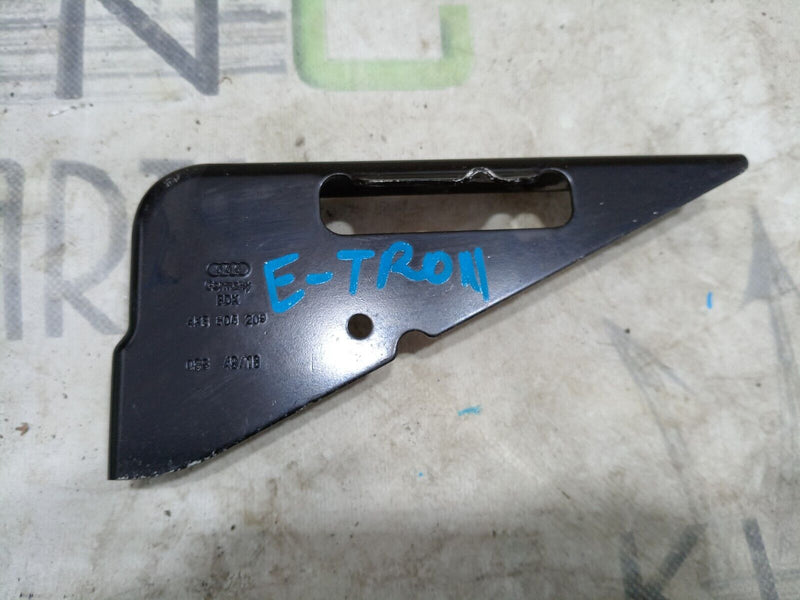 AUDI E-TRON 2018-ON LEFT N/S COWL FILLER PLATE 4KE805209 GENUINE